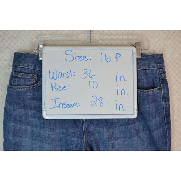 LL Bean Women's 16 Petite Medium Wash Relaxed Straight Leg Jeans - Picture 9 of 13